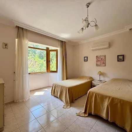 Private 5 Bedroomed Botanika In Turunc With Private Pool *